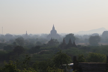 Temples in Bagan plain