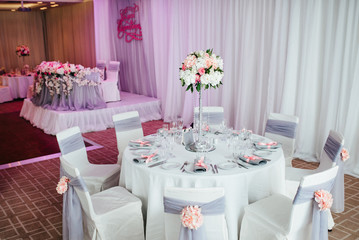 Banquet hall for weddings with decorative elements
