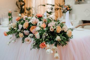 Banquet hall for weddings with decorative elements