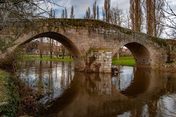 Fototapeta na wymiar medieval bridge in Allariz, Orense, Galicia, Spain