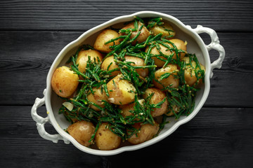 Boiled new potato with fresh samphire and garlic