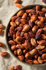 Raw Organic Jungle Peanuts