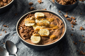 Homemade Chocolate Smoothie Bowl