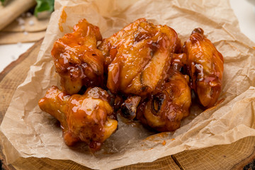 chicken wings in barbecue sauce