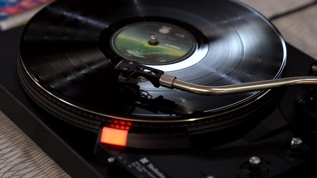 record player turntable spinning close up vintage, retro