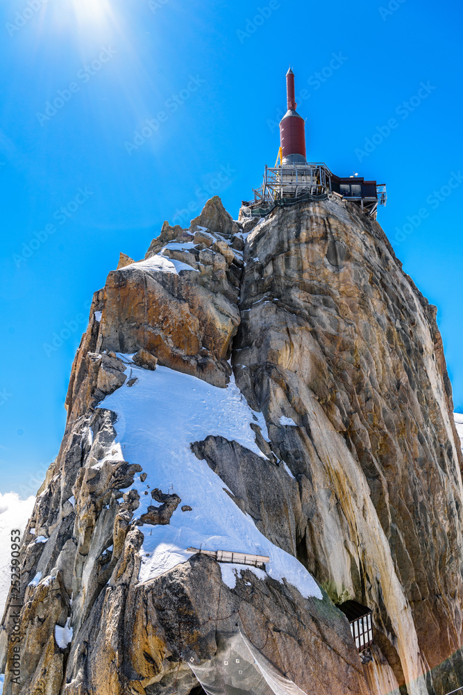 Wall mural Aiguille du Midi observation station Chamonix, Mont Blanc, Haute