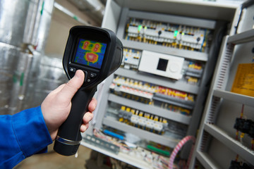 thermal imaging inspection of electrical equipment