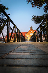 Fußgängerüberweg am Bahnhof Lindau in Bayern, Deutschland