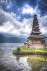 Fototapeta na wymiar Indonesian temple