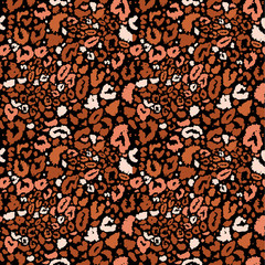 Seamless leopard wild nature pattern on black. Vector animal print.