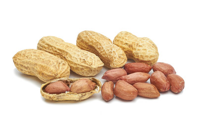 Roasted peanuts peeled and not peeled in shell nutritious delicacy