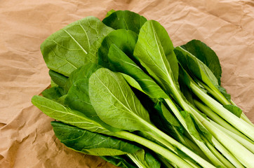 小松菜 クラフト紙背景