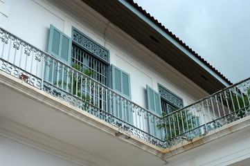Balcon d'une maison coloniale