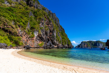 Obraz premium A hidden beach in El Nido, Palawan, Philippines
