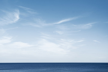 Obraz premium Sky, clouds and sea. Seascape wallpaper background.