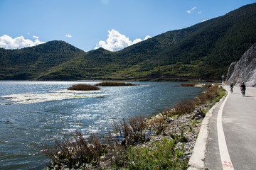 Main peripheral roadway, Napa lake, Shangri-La, diqing, Yunnan