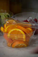 Fototapeta na wymiar The bowl of fresh oranges 