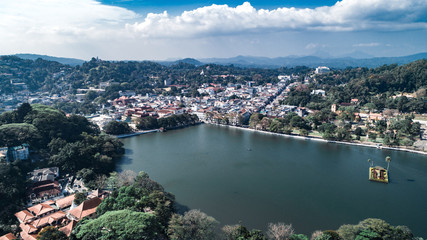 Fototapeta na wymiar Beautifull areal in cloudy day from the viewpoint on the downtown in Kandy, Sri lanka
