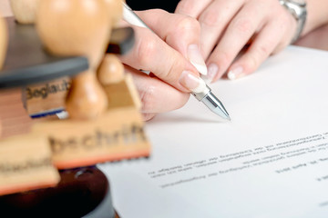 Notizen oder Unterschrift auf Dokument