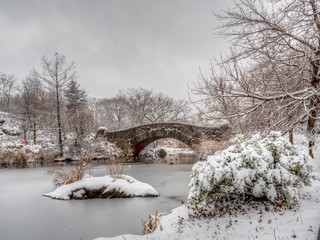 Gapstow bridge during snow storm