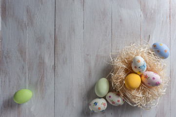 Eggs painted and floral decorations