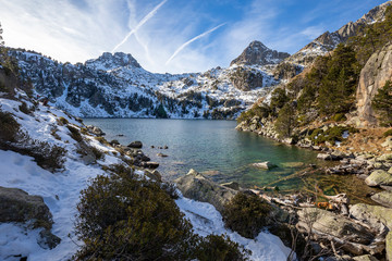 Obraz premium Gerber valley, national park of Aigüestortes i Estany de Sant Maurici, Lérida, Catalonia, Spain