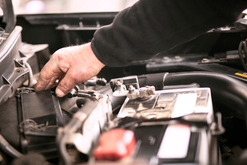 engiineman with dirty hand