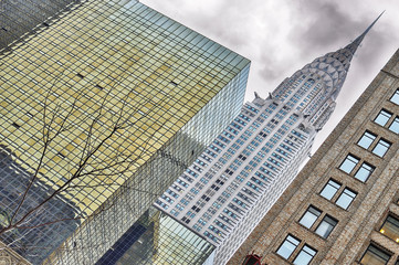 NYC - looking up. Chrysler Building. - obrazy, fototapety, plakaty