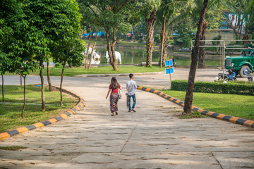 Parque em Yangon, Myanmar.
