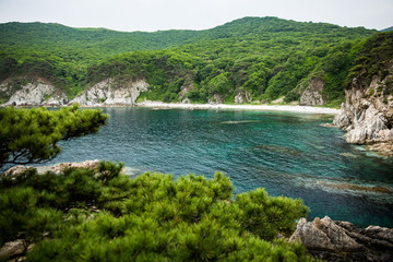 Obraz premium View of the coast of the peninsula