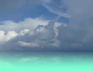 Cielo nuvoloso con raggi di sole riflesso in acqua © Franxuc