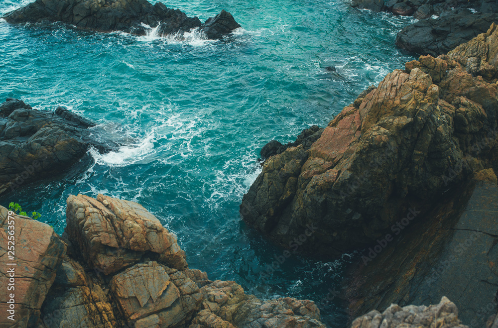 Wall mural sea and rocks