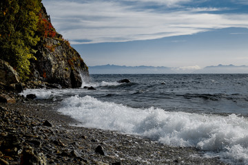 waves and splashes by the sea