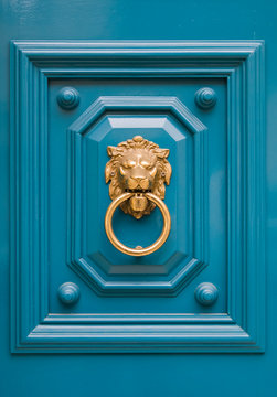 Decorative door knocker