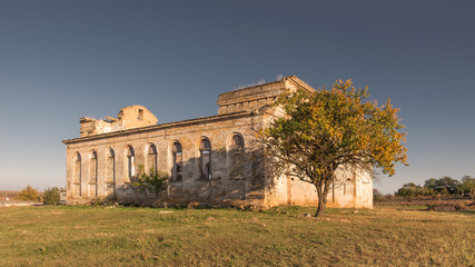 Fototapeta premium Abandoned church in Kamenka, Ukraine