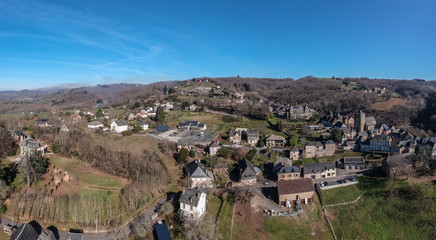 Fototapeta na wymiar Voutezac (Corrèze - France) - Vue aérienne