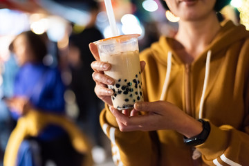 famous taiwanese bubble milk tea