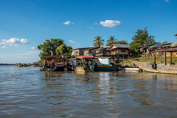 Fototapeta na wymiar 4000 Islands zone in Nakasong over the Mekong river in Laos