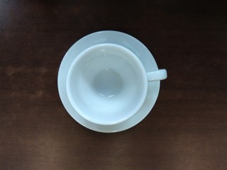 Fototapeta na wymiar teapot and Cup white