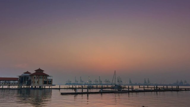 4K time lapse view of QEII Jetty of George Town, Penang