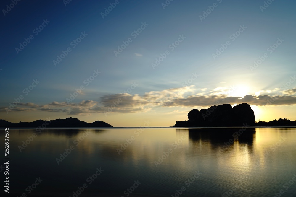 Wall mural sunset on the lake