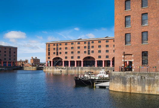 Albert Dock, Liverpool, victorian warehouses 