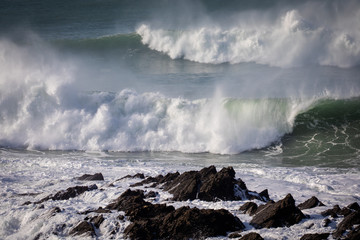 Large surf waves in Cornwall