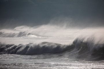 Large surf waves in Cornwall