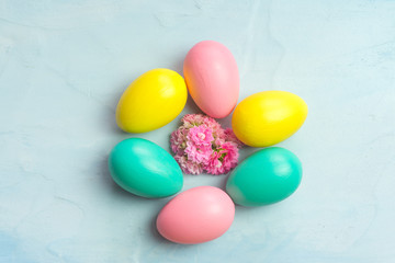 Fototapeta na wymiar Multi-colored Easter eggs