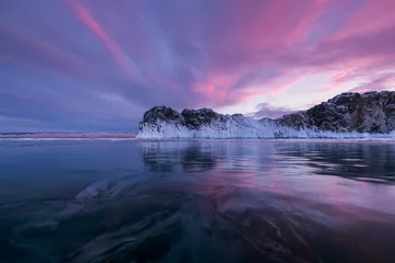 Wintersonnenuntergang am Baikalsee © tilpich