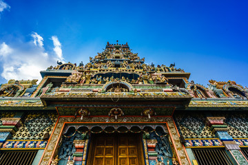 Fototapeta premium View on COLORFUL HINDU TEMPLE IN COLOMBO, SRI LANKA