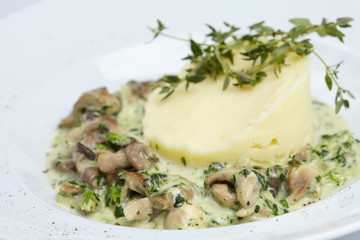 mashed potato with mushrooms