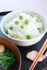 グリーンピースご飯