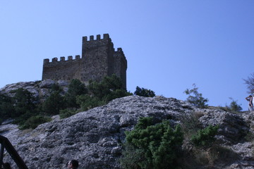 Byzantine fortress, castle, architecture, tower, medieval, fortress, ancient, stone, old, history, sky, fort, building, europe, travel, landmark, wall, hill, fortification, tourism, historic, rock, ru